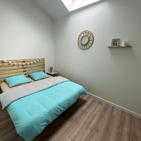 Gite De Charme - 3 Chambres, 5 Lits - De 4 A 7 Personnes Avanton Exterior foto