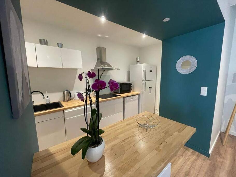 Gite De Charme - 3 Chambres, 5 Lits - De 4 A 7 Personnes Avanton Exterior foto