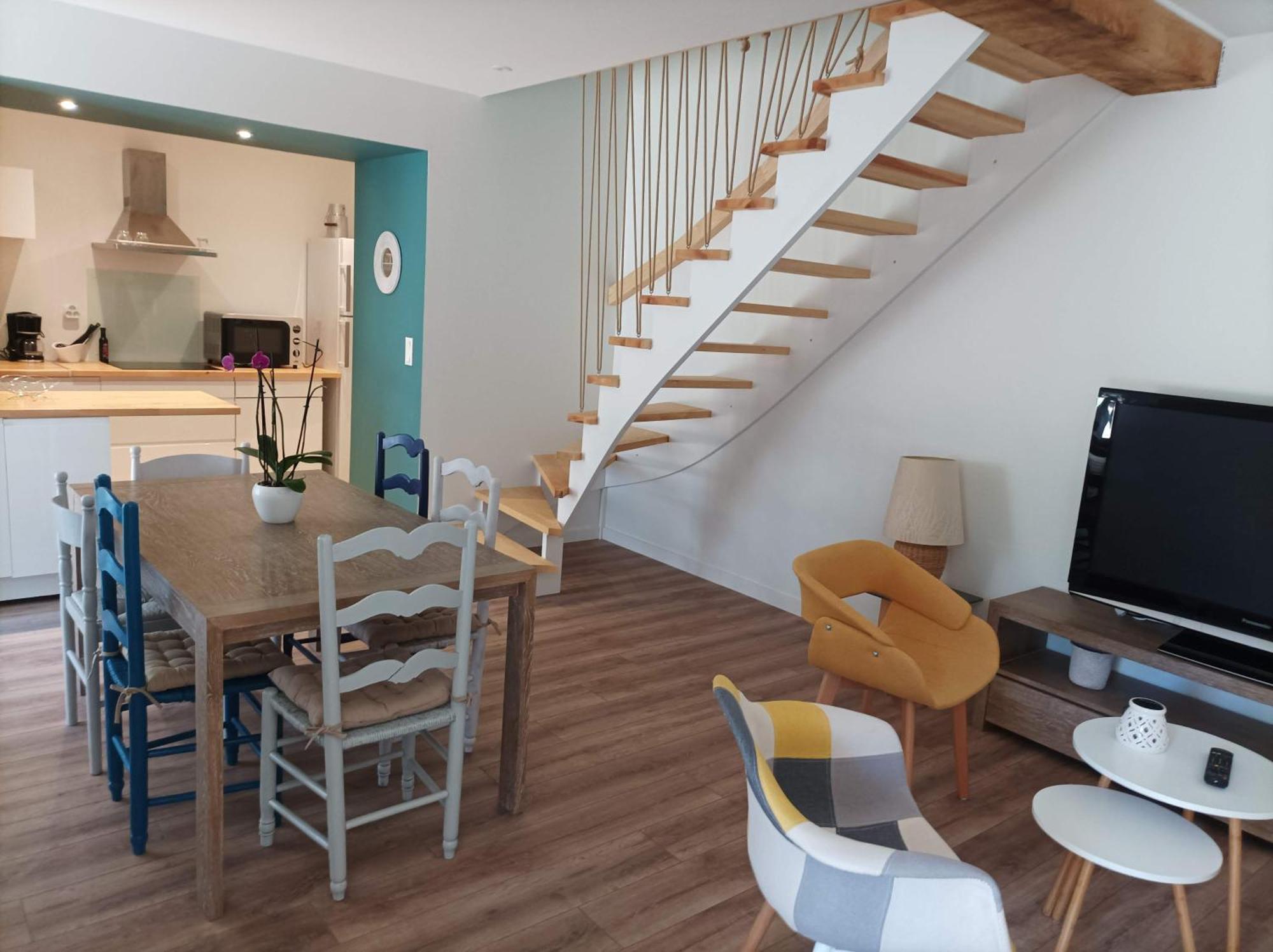 Gite De Charme - 3 Chambres, 5 Lits - De 4 A 7 Personnes Avanton Exterior foto